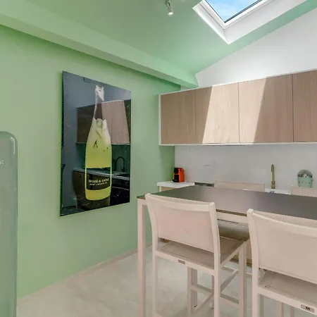 Apartmán A 50 M De La *